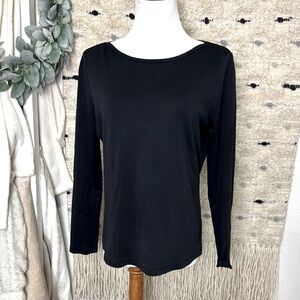 L.L. Bean Black Fitted cotton scoop neck Blouse size s